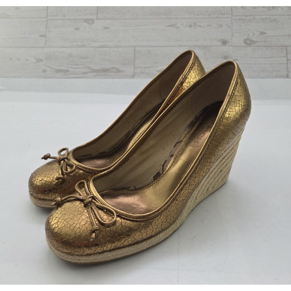 Coach Espadrille Wedge Shoes Womens 6.5 Gold Crackle Leather Y2K Quiet Luxury